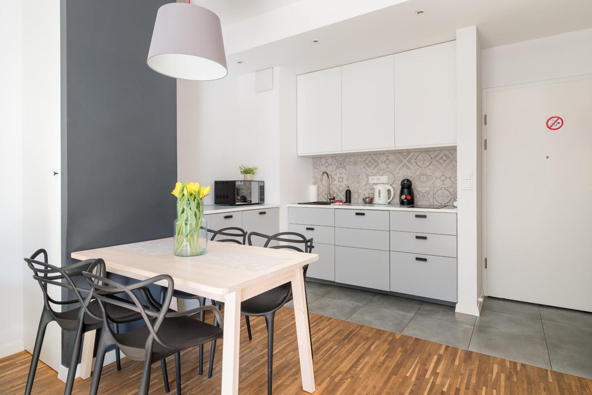 Aparthotel Warsaw Center Екстериор снимка